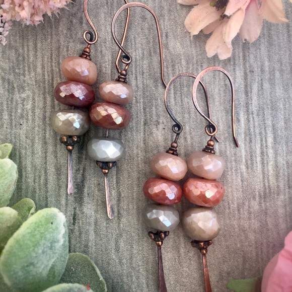Moonstone copper wire wrap statement earrings - Picture 7 of 8
